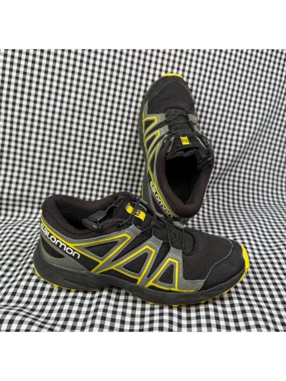 Salomon Speedcross Trail Running Shoes Mens 6 Black Gray Yellow Quicklace